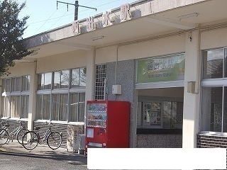 近くの西出水駅まで1,500m(徒歩19分)