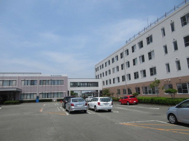 近くの南大牟田病院まで2,150m（徒歩27分）
