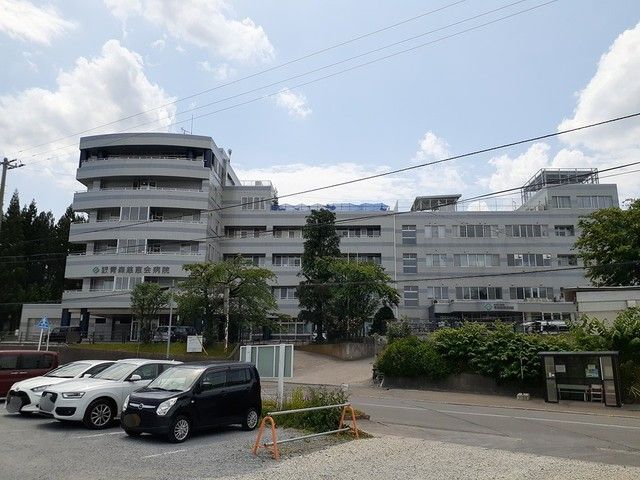 近くの青森慈恵会病院まで600m（徒歩8分）