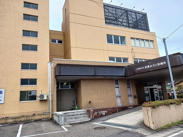 近くの高田厚生病院まで1,300m(徒歩17分)