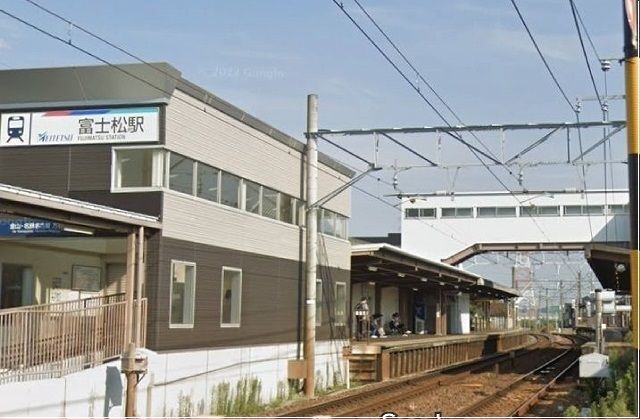 近くの駅まで1,200m（徒歩15分）
