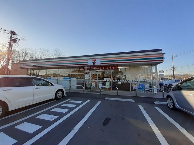 近くのセブン-イレブン土浦西並木町店まで800m(徒歩10分)