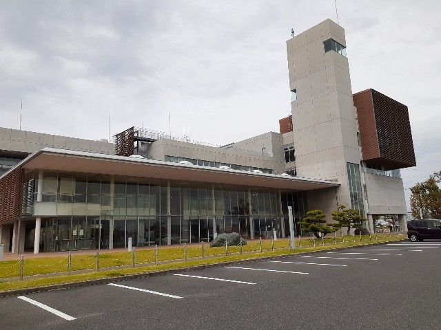 近くの川越町役場まで2,200m（徒歩28分）