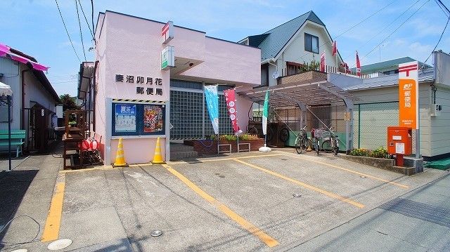近くの妻沼卯月花郵便局まで1,100m（徒歩14分）