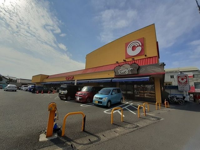 近くのコープ かもべまで450m（徒歩6分）
