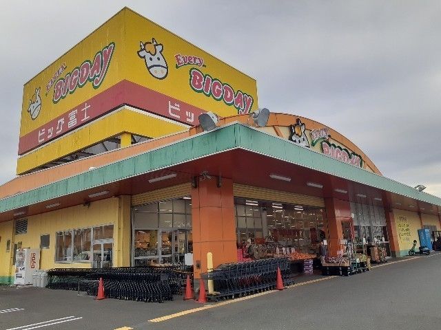 近くのエブリィビッグデー袋井店まで1,500m（徒歩19分）