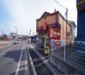 近くの飲食店まで500m（徒歩7分）