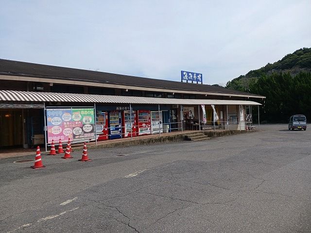 近くの魚魚市場まで1,900m（徒歩24分）