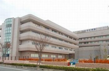 近くのツカザキ病院まで1,400m（徒歩18分）