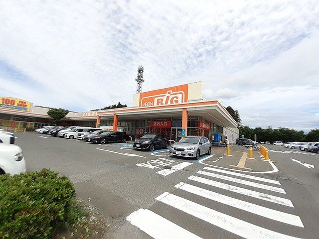 近くのザ・ビッグ多賀城鶴ケ谷店まで1,289m(徒歩17分)