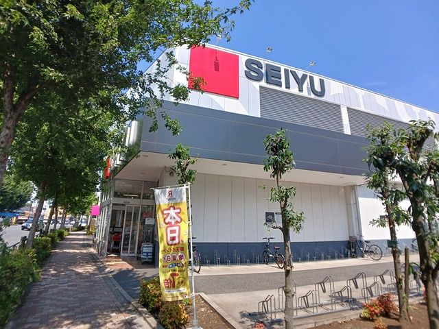 近くのSEIYUまで420m（徒歩6分）
