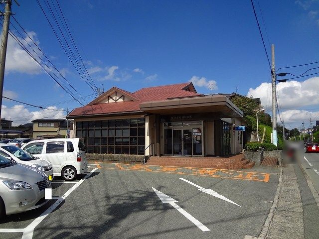 近くの肥後銀行池田支店まで600m（徒歩8分）