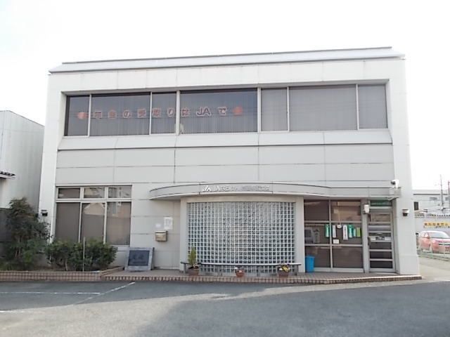 近くのJAならけん真菅駅前店まで900m（徒歩12分）