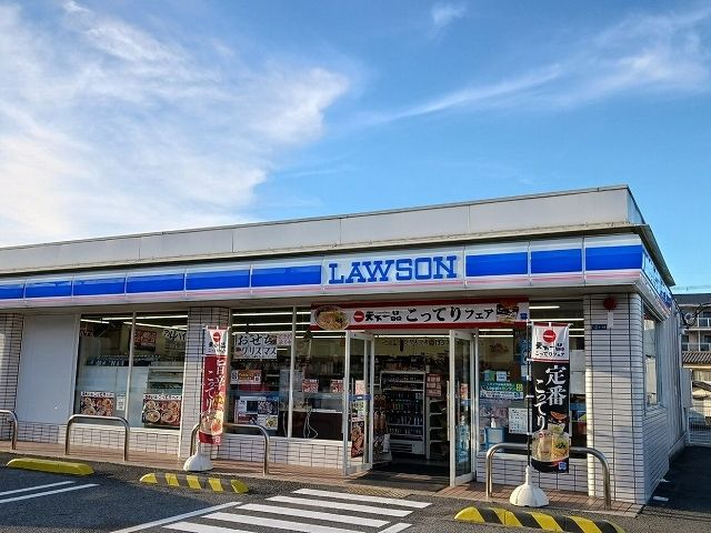 近くのコンビニまで1,400m（徒歩18分）