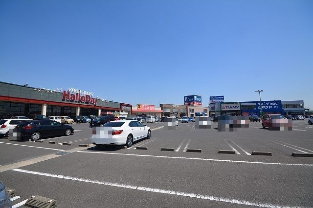 近くのコスタ行橋まで1,600m（徒歩20分）