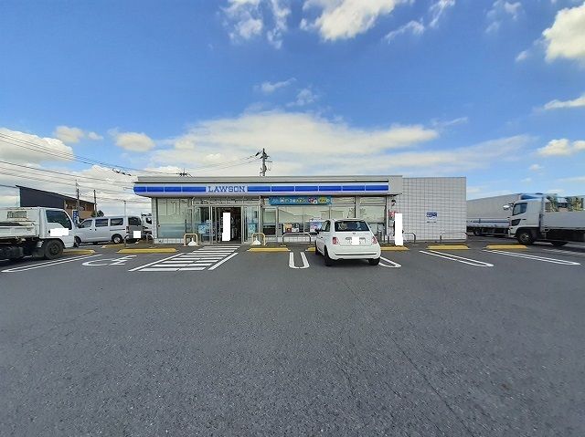 近くのコンビニまで160m（徒歩2分）