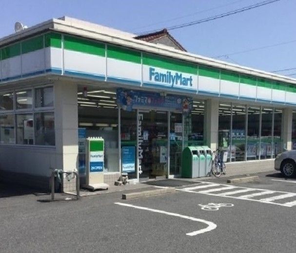 近くのコンビニまで100m（徒歩2分）