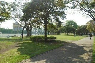 近くの公園まで1,000m（徒歩13分）