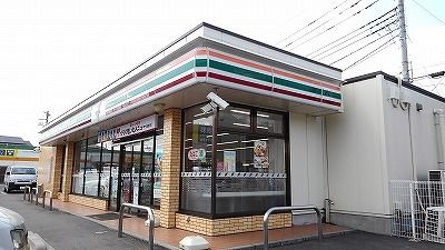 近くのセブンイレブン羽生西店まで210m（徒歩3分）