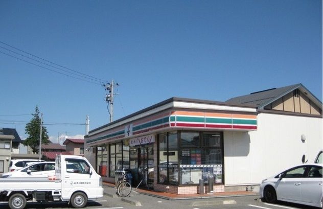 近くのセブンイレブン会津幕ノ内店まで1,300m(徒歩17分)
