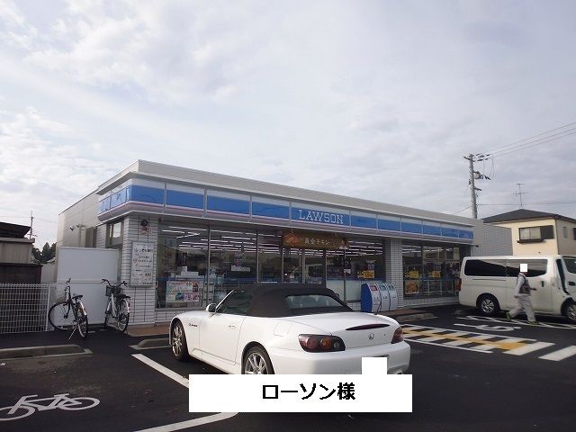 近くのコンビニまで1,200m（徒歩15分）