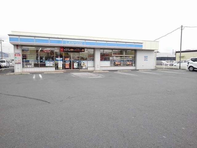 近くのローソン浅沼店まで600m（徒歩8分）