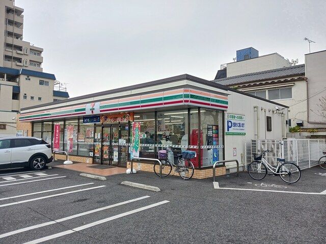 近くのセブンイレブン足立花畑西店まで337m(徒歩5分)