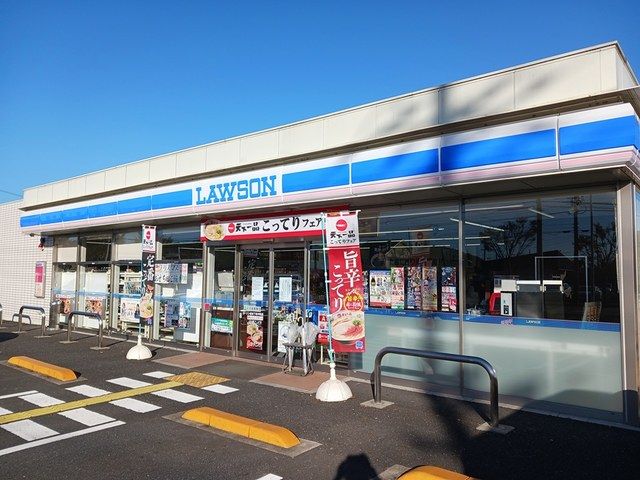 近くのコンビニまで418m（徒歩6分）