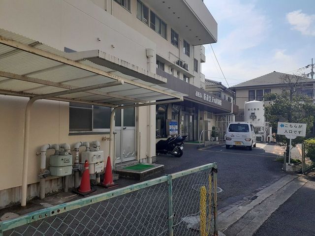 近くの病院まで1,700m（徒歩22分）