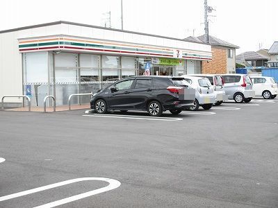 近くのセブンイレブン前橋駒形町店まで550m(徒歩7分)