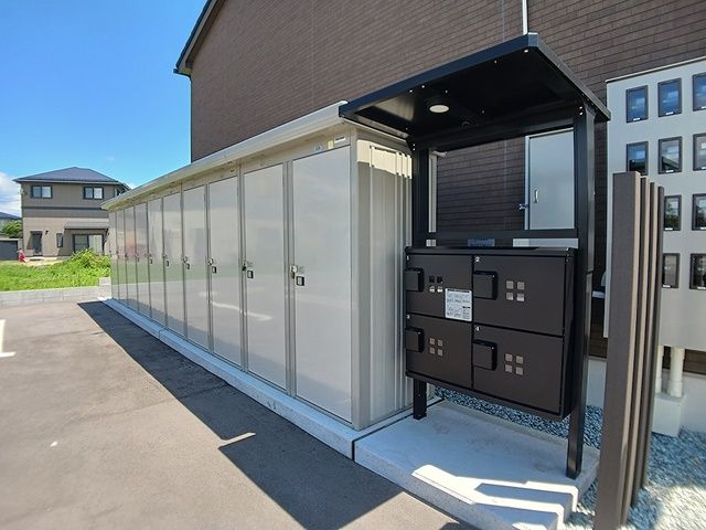 その他
