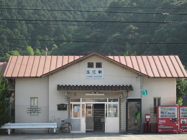 近くのJR玉江駅まで1,400m(徒歩18分)