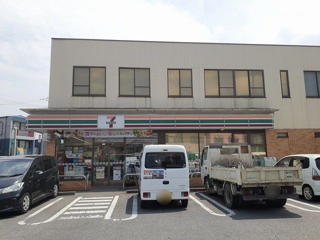 近くのセブンイレブン水戸西原店まで800m(徒歩10分)