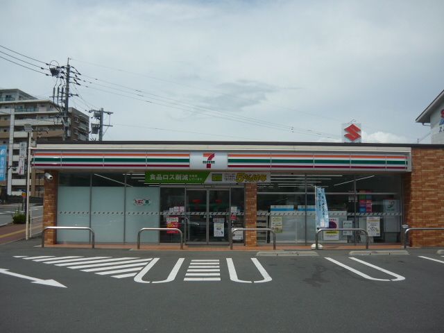近くのセブンイレブン　伊集院徳重店まで1,200m（徒歩15分）
