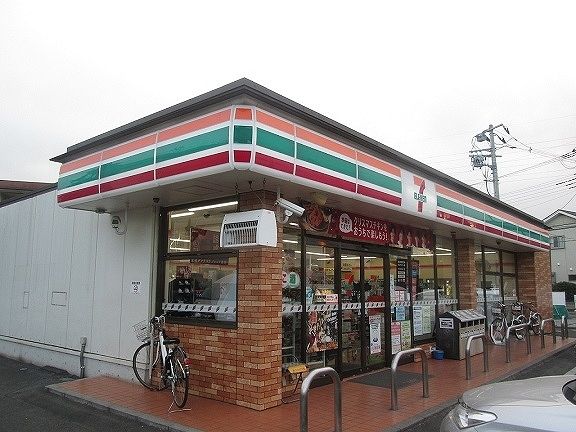 近くのセブン 浦和元町2丁目店まで650m(徒歩9分)