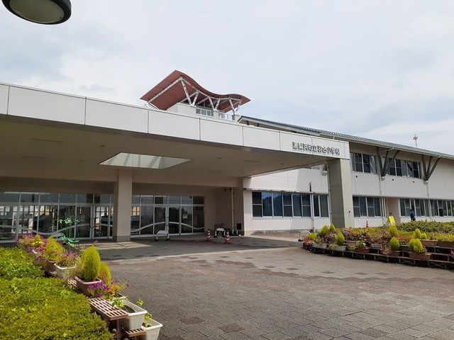 近くの羽合小学校まで1,633m（徒歩21分）