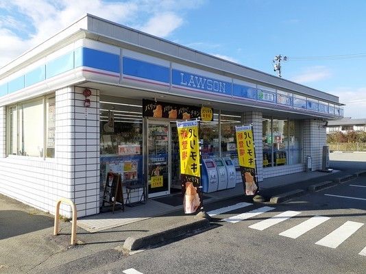 近くのローソン天童糠塚店まで170m(徒歩3分)