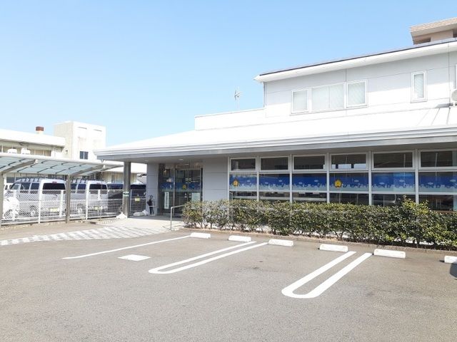 近くの銀行まで1,700m（徒歩22分）