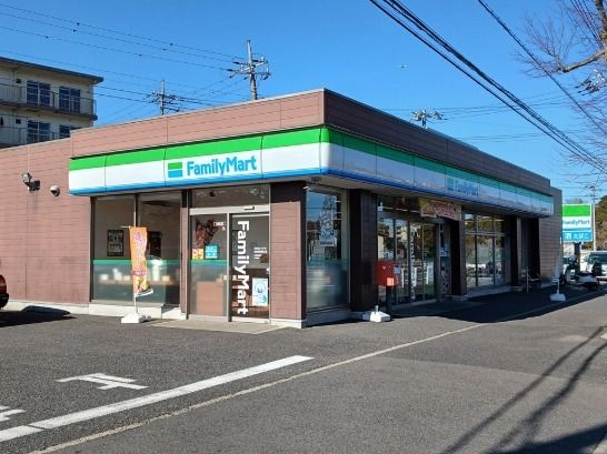近くのファミリーマート 市原菊間通りまで1,000m（徒歩13分）