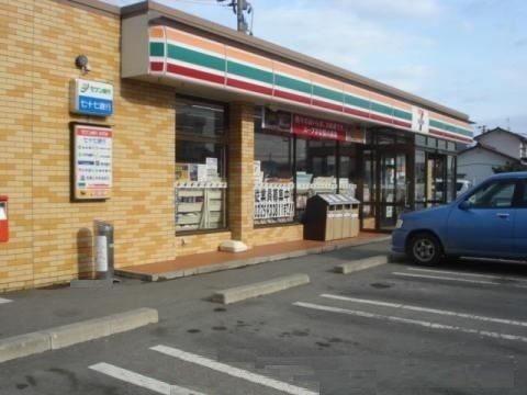 近くのセブンイレブン石巻河南インターまで220m（徒歩3分）