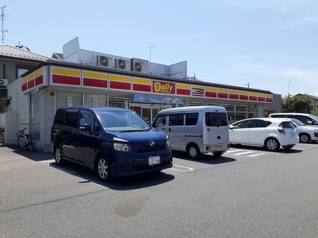 近くのコンビニまで140m（徒歩2分）