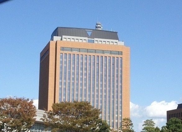 近くの石川県庁まで2,600m(徒歩33分)