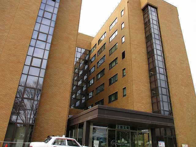 近くの市立秋田総合病院まで507m（徒歩7分）