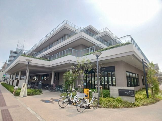 近くの豊中市役所庄内出張所まで750m(徒歩10分)