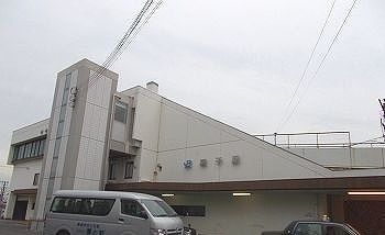 近くの駅まで2,000m（徒歩25分）