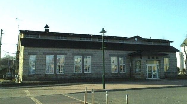 近くの駅まで1,100m（徒歩14分）