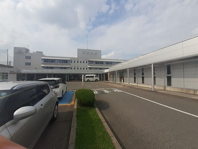 近くの病院まで1,000m（徒歩13分）