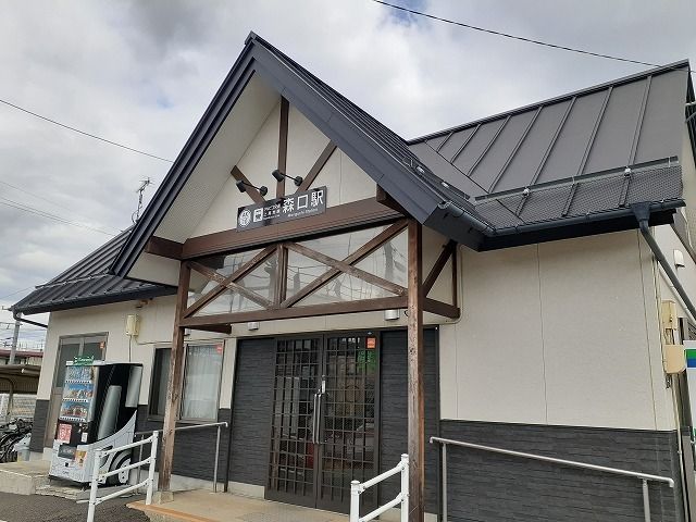 近くの駅まで50m（徒歩1分）