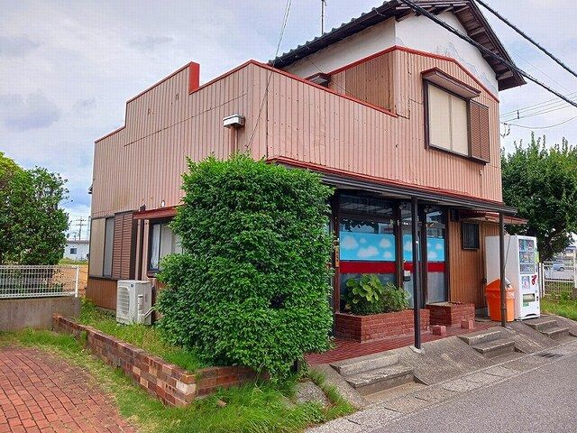 近くのらぁ麺ひなたまで350m（徒歩5分）