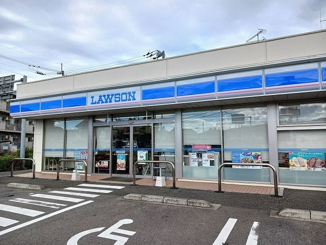 近くのローソン 徳島西須賀町下中須店まで160m（徒歩2分）